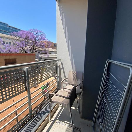 Easy Stay - The Median Rosebank Johannesburg Eksteriør bilde