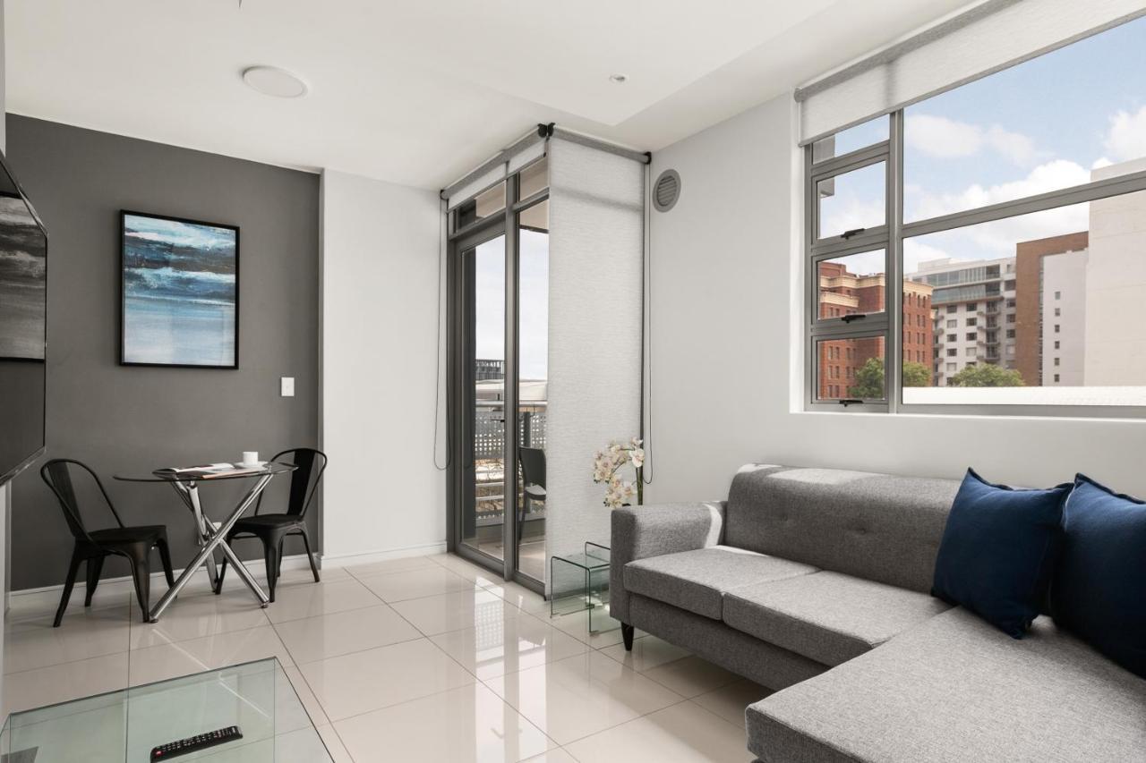 Easy Stay - The Median Rosebank Johannesburg Eksteriør bilde