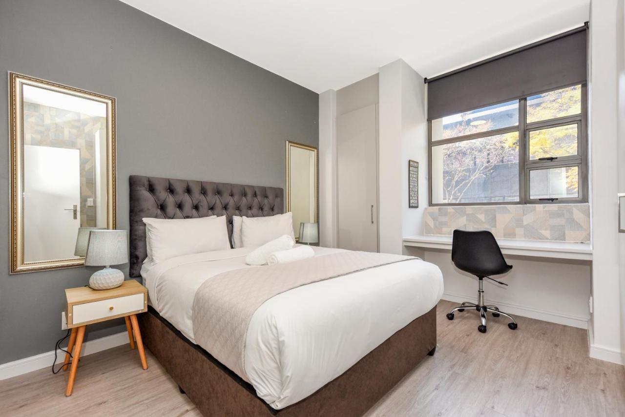 Easy Stay - The Median Rosebank Johannesburg Eksteriør bilde